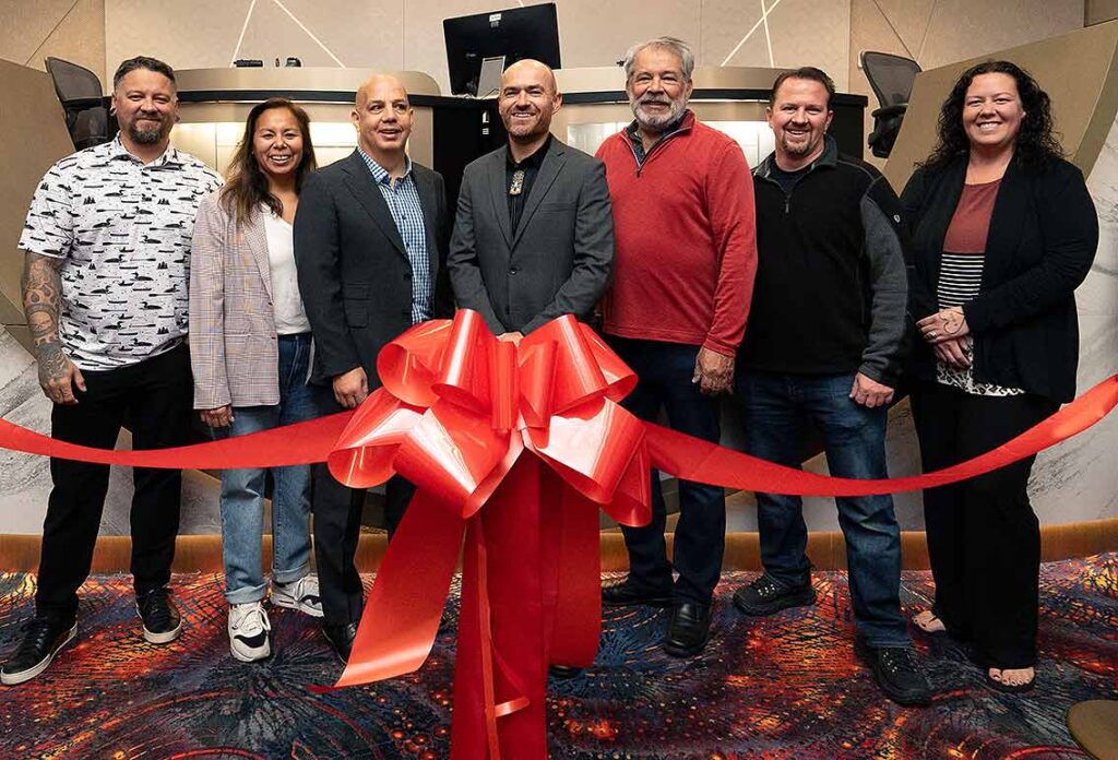 Mystic Lake bingo ribboncutting