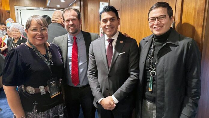 Navajo leaders with AZ legislators