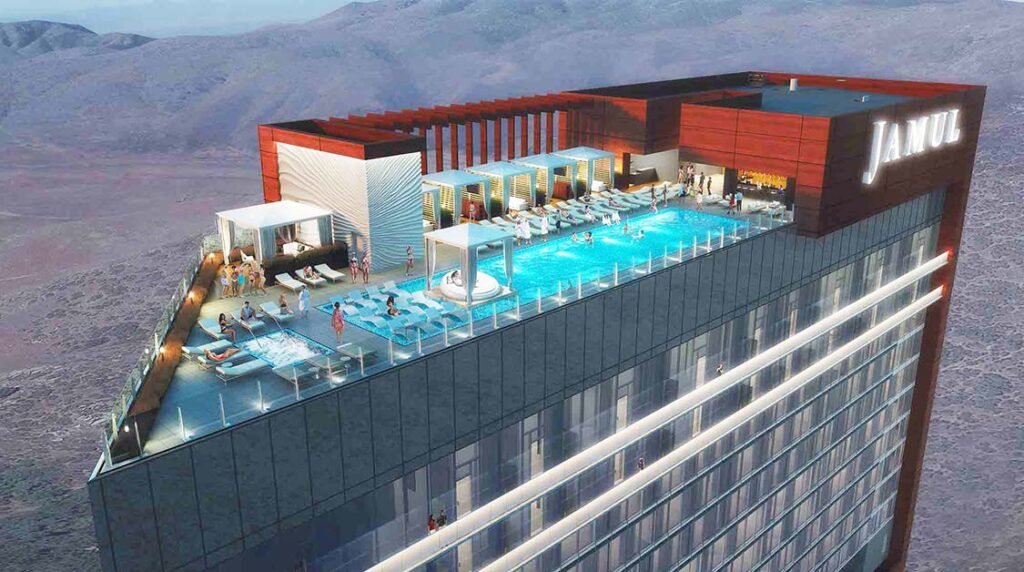 Jamul hotel rooftop pool